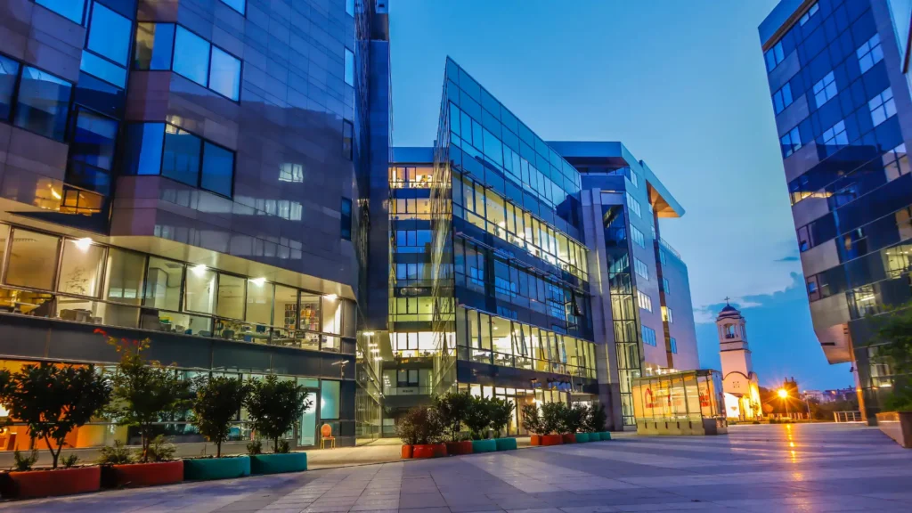 Top Real Estate Investment Hotspots in Mumbai for 2025